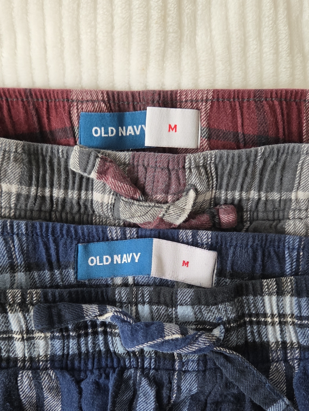 Old Navy Plaid Pajama Panys Set - Picture 4 of 5
